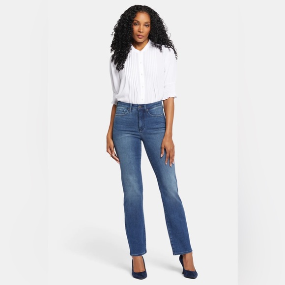 NYDJ Bailey Relaxed Straight Jeans in Bluewell - Picture 2 of 7